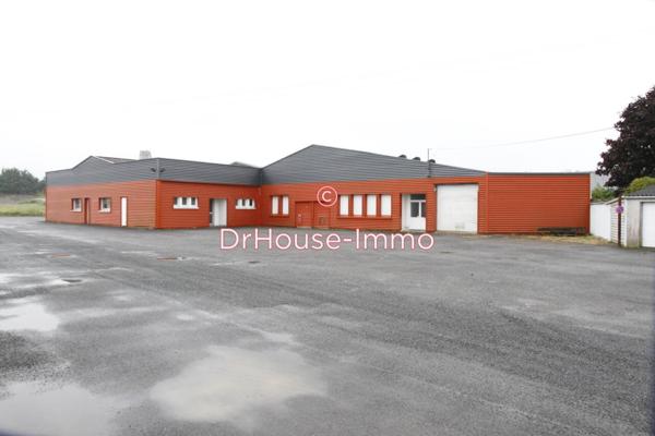 Bureau à vendre 15 pièces de 2 225 m²