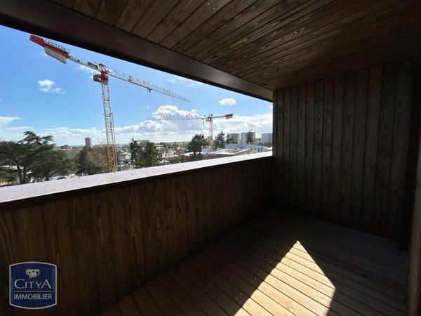 Appartement à louer 3 pièces 63.9m² Angers (49000)