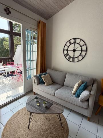 T2 + mezzanine, piscine et vue golf