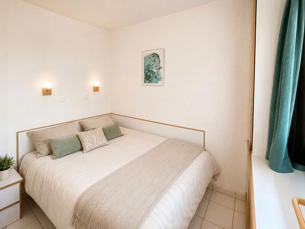 T2 + mezzanine, piscine et vue golf