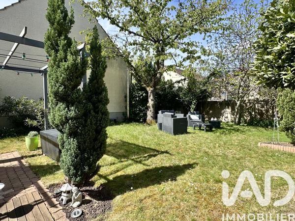 Maison à vendre 4 pièces 54,57 m² Sainte-Geneviève-des-Bois