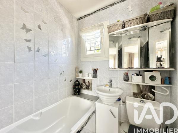 Maison à vendre 4 pièces 54,57 m² Sainte-Geneviève-des-Bois