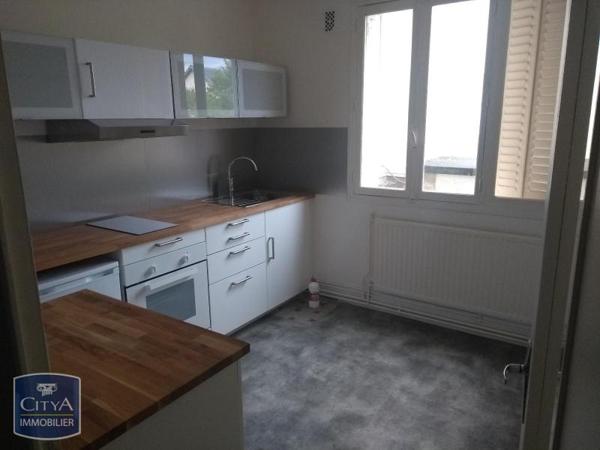 Appartement à louer 1 pièce 27.32m²