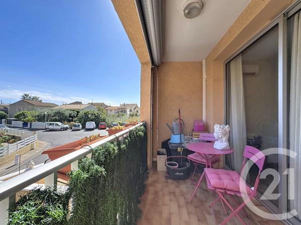 Appartement T4 à vendre  4 pièces - 83,78 m 2   AGDE  - 34
