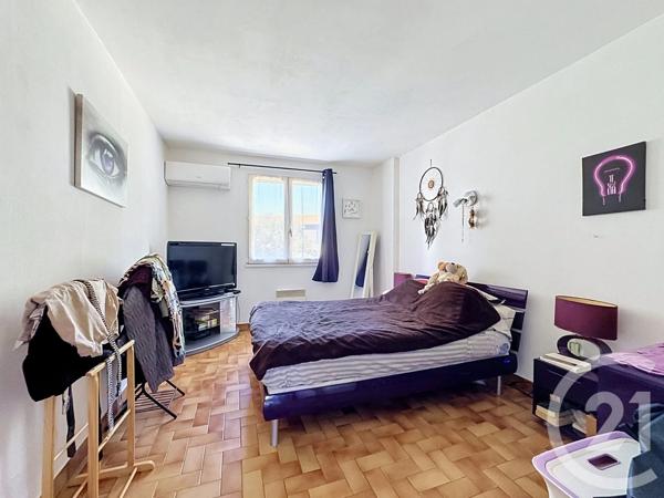 Appartement T4 à vendre  4 pièces - 83,78 m 2   AGDE  - 34