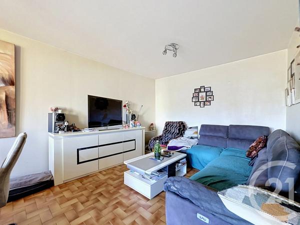 Appartement T4 à vendre  4 pièces - 83,78 m 2   AGDE  - 34