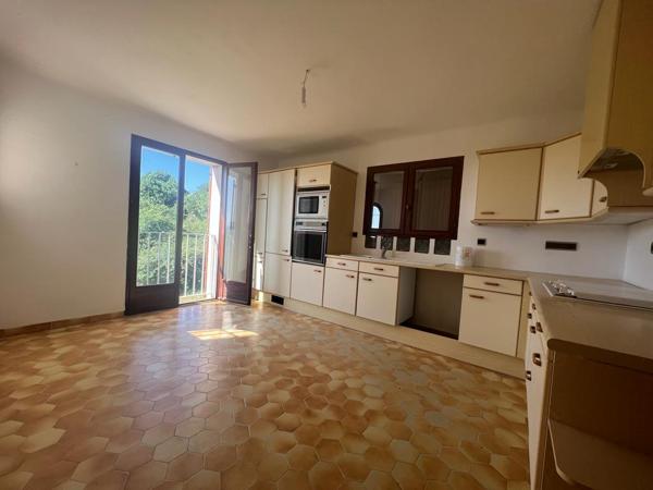 Maison individuelle T5 - Pierrevert - Réf. G34