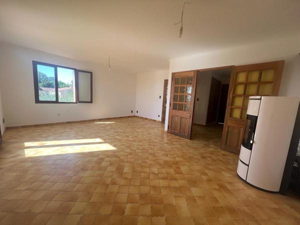 Maison individuelle T5 - Pierrevert - Réf. G34