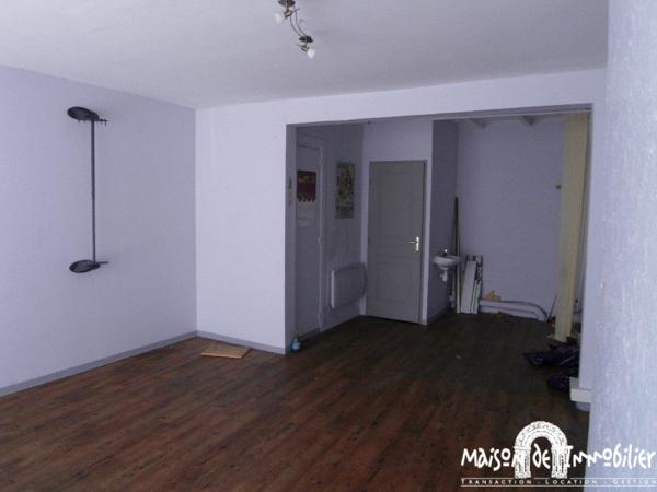 Vente Immeuble - Investissez au cœur de Cognac ! Emplacement premium