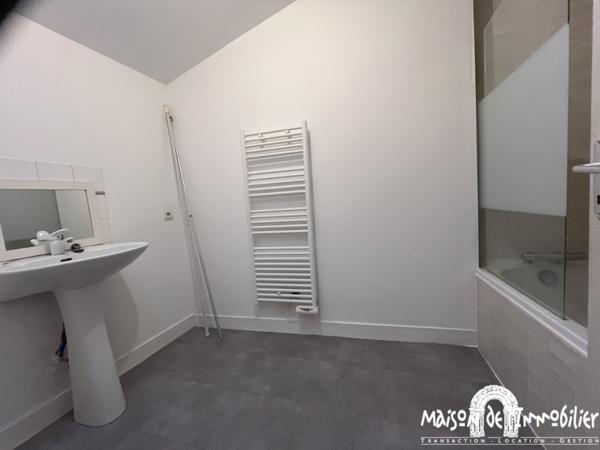 Vente Immeuble - Investissez au cœur de Cognac ! Emplacement premium