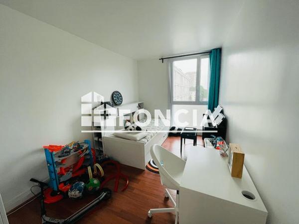 Location Appartement 4 pièces 75.64 m² - 12 PLACE MIRABEAU Soisy Sous Montmorency 95230