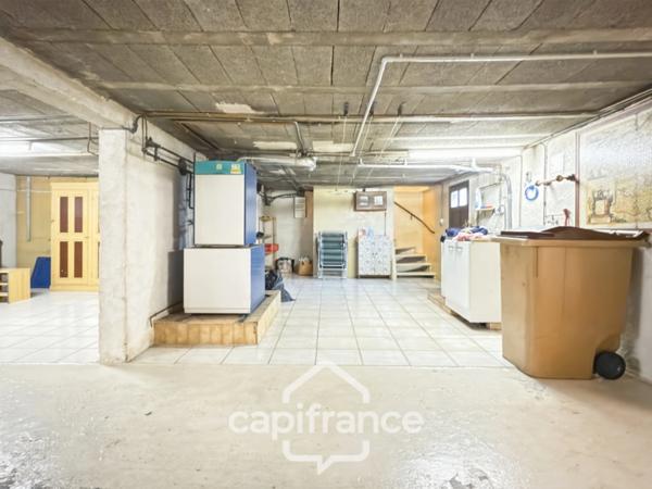 Maison 6 pièces avec jardin proche centre-ville