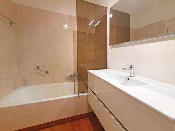 Appartement 2 pièces - 53 m² Exclusivité efficity