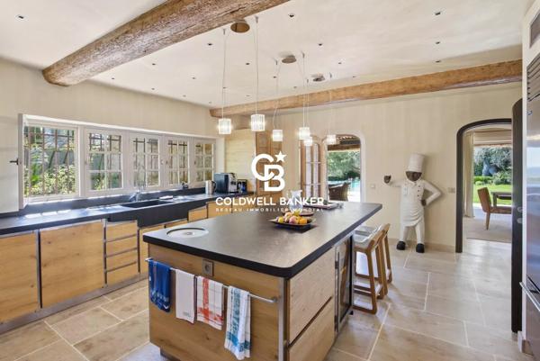 Propriété 14 pièces à vendre La Colle sur Loup - 06480 / Réf: 1124
