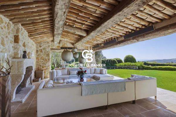 Propriété 14 pièces à vendre La Colle sur Loup - 06480 / Réf: 1124