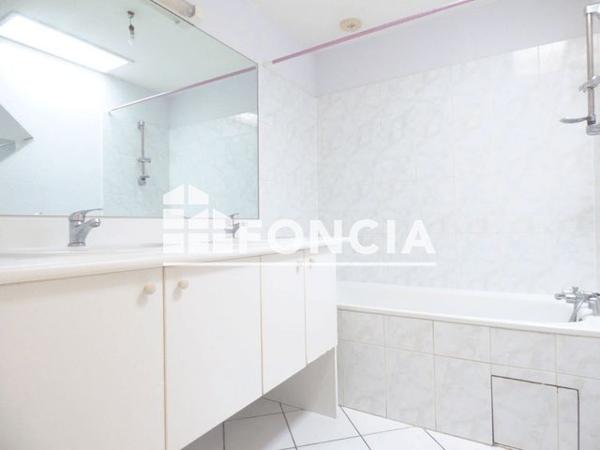 Location Appartement 3 pièces 78.25 m² - 41 RUE AIME RAMOND Carcassonne 11000