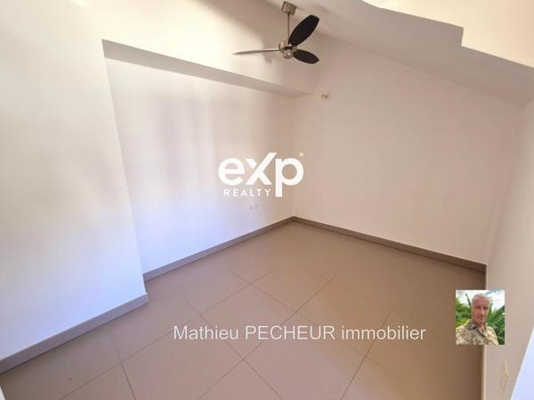 Saint-Gilles-Les-Bains / Centre-ville / Appartement T4 Duplex(3 chambres) 101.62 m2