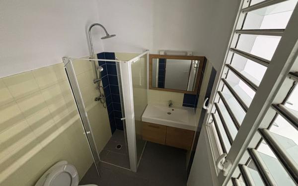 Appartement à louer    3 pièces • 62,22 m2 Remire-Montjoly