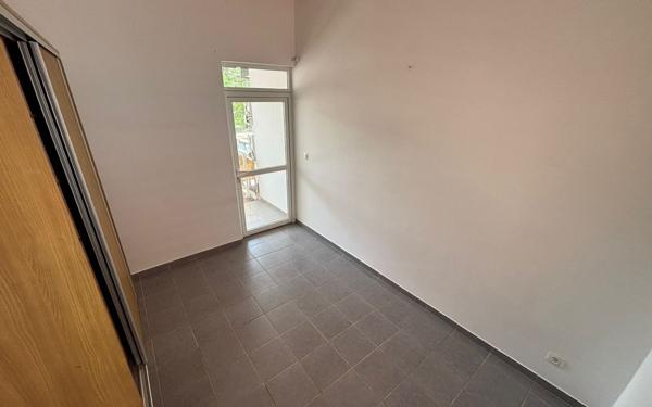 Appartement à louer    3 pièces • 62,22 m2 Remire-Montjoly