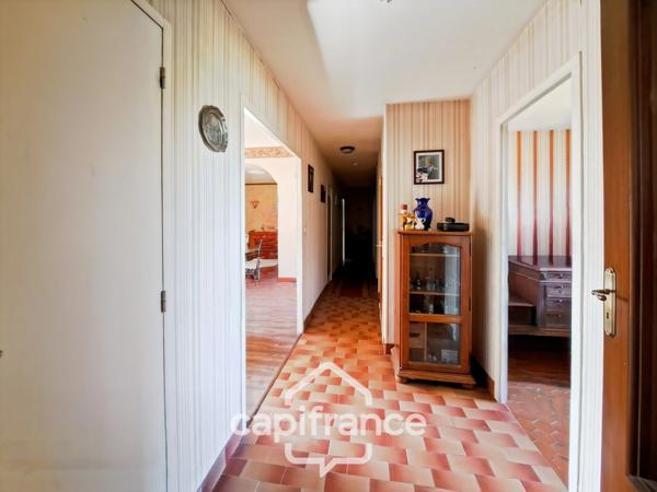 Maison avec sous sol total 6 pièces LE CHATELET (18)