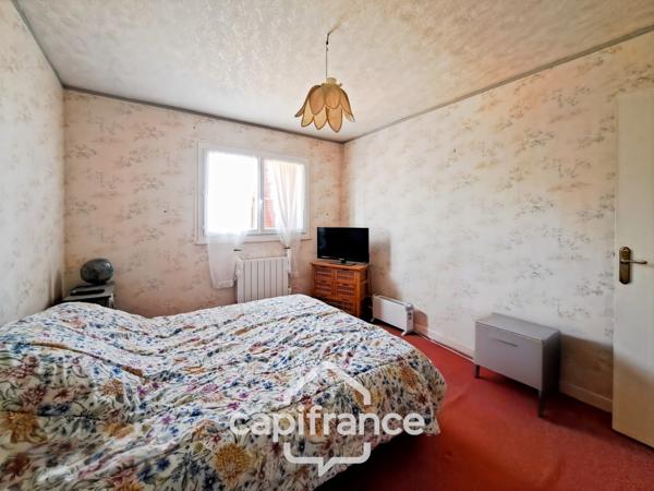 Maison avec sous sol total 6 pièces LE CHATELET (18)