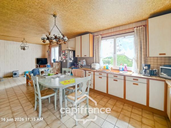 Maison avec sous sol total 6 pièces LE CHATELET (18)