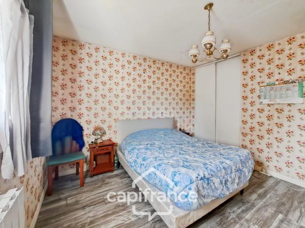 Maison avec sous sol total 6 pièces LE CHATELET (18)