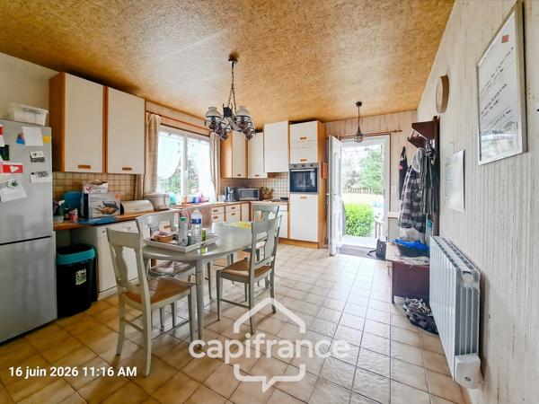 Maison avec sous sol total 6 pièces LE CHATELET (18)