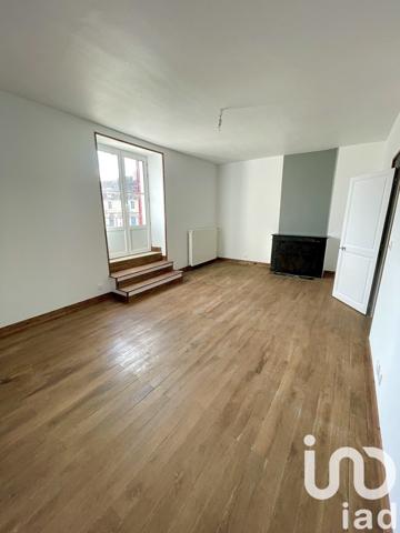 Maison de ville 7 pièces de 142 m² à Montmorillon (86500)