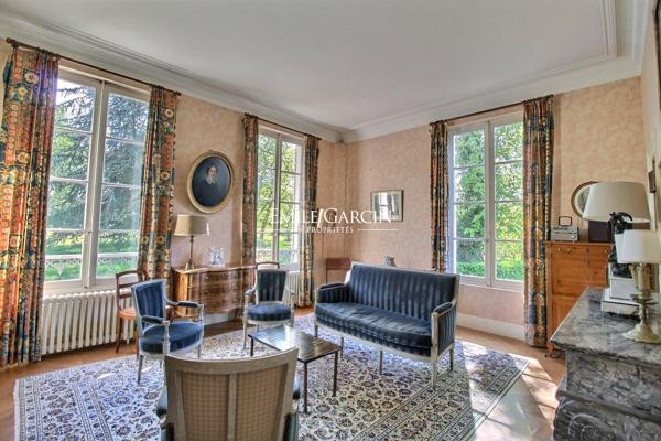 À vendre - Château sur un domaine de 88 hectares - Sarthe (72)