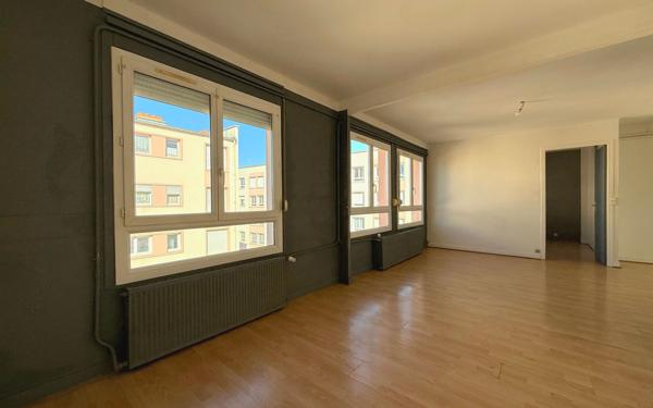 Appartement à vendre    3 pièces • 60,80 m2 Dijon