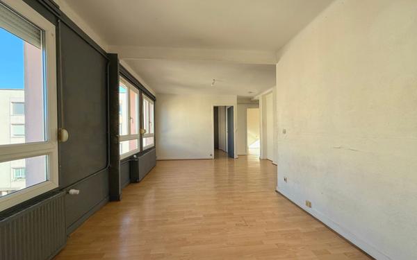 Appartement à vendre    3 pièces • 60,80 m2 Dijon