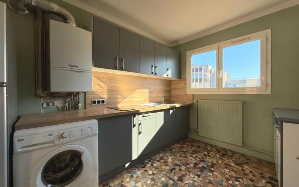 Appartement à vendre    3 pièces • 60,80 m2 Dijon