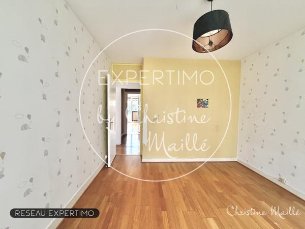 Versailles (78000) VERSAILLES Montreuil - Appartement 3 pièces 74 m² avec Balcon - Parking - Cave - Ascenseur