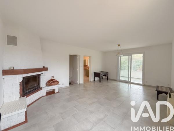 Maison à vendre 4 pièces 127 m² Saint-Maximin-la-Sainte-Baume