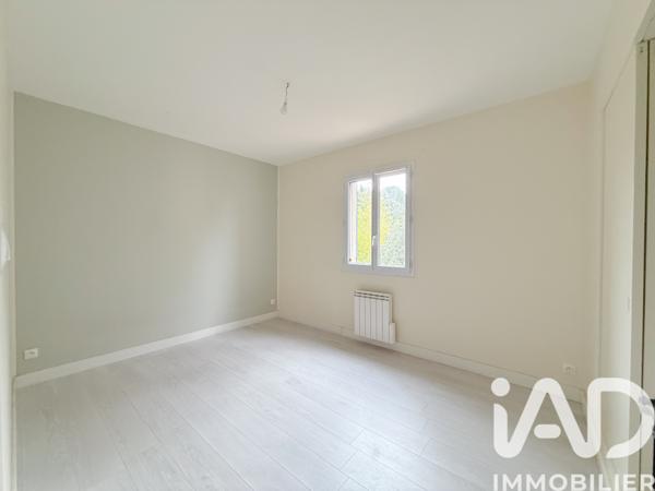 Maison à vendre 4 pièces 127 m² Saint-Maximin-la-Sainte-Baume