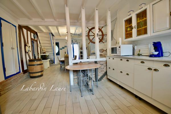 Maison en pierre de 155m2, 4 chambres, à BIRAC SUR TREC (47)