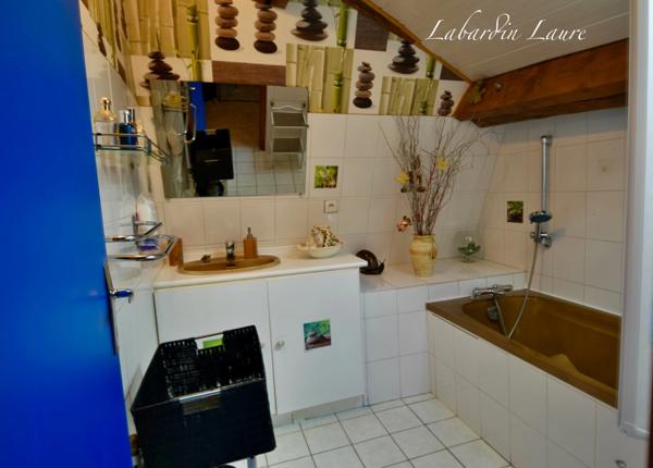 Maison en pierre de 155m2, 4 chambres, à BIRAC SUR TREC (47)