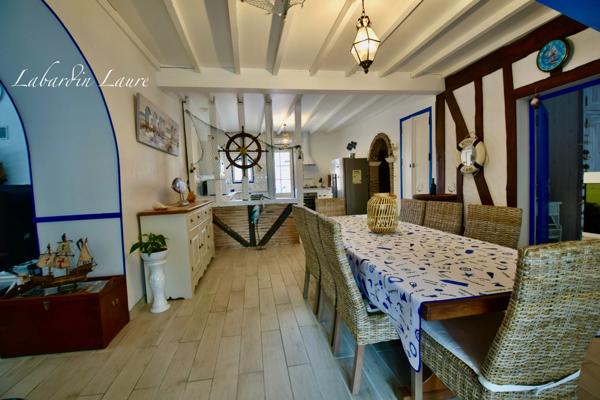 Maison en pierre de 155m2, 4 chambres, à BIRAC SUR TREC (47)