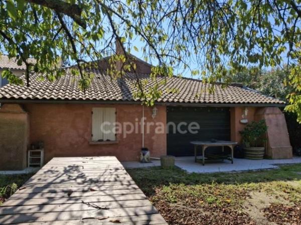 Maison en pierre de 155m2, 4 chambres, à BIRAC SUR TREC (47)