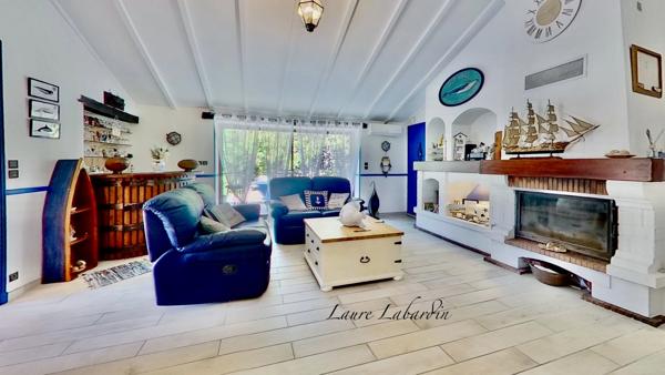 Maison en pierre de 155m2, 4 chambres, à BIRAC SUR TREC (47)