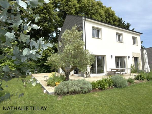 Maison d'architecte de 2021 , a vendre , a  SAINT JEAN DE BRAYE , exclusivite