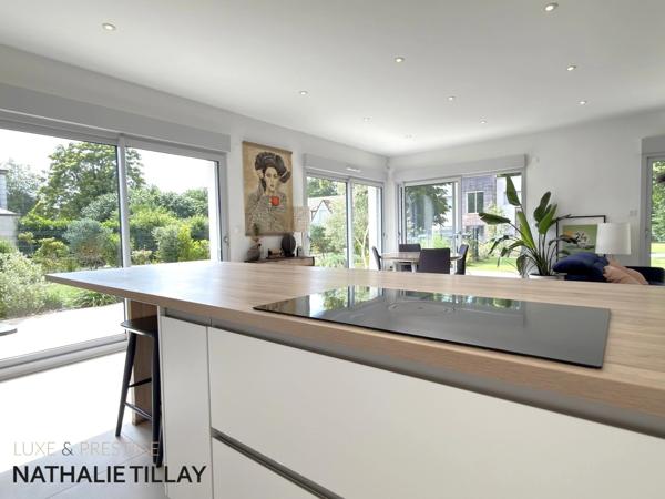 Maison d'architecte de 2021 , a vendre , a  SAINT JEAN DE BRAYE , exclusivite