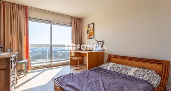 À vendre Maison 9 pièces 267 m² - Le Plessis-robinson 92350