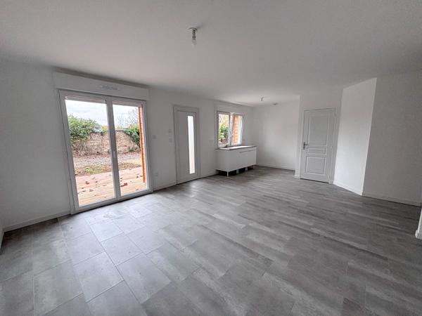 Maison Plain Pied Chateau Gontier Sur Mayenne 2 pièce(s)