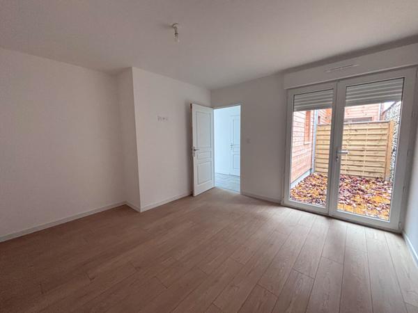 Maison Plain Pied Chateau Gontier Sur Mayenne 2 pièce(s)