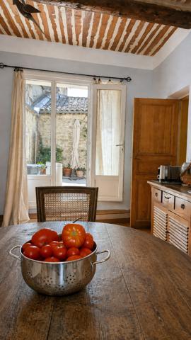 Superbe maison de village avec terrasse et cave 365 000 € H.A.I.*