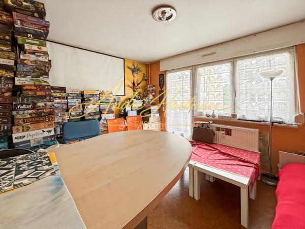 Appartement
         1 pièce
        - 24 m²