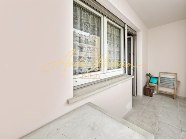 Appartement
         1 pièce
        - 24 m²