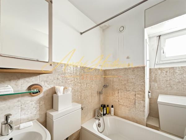 Appartement
         1 pièce
        - 24 m²